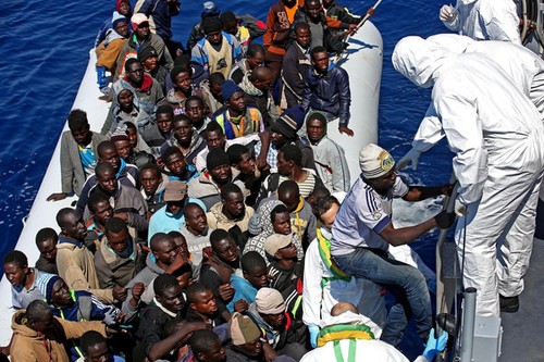 EU leaders rush out new proposals to address migrant crisis - ảnh 1